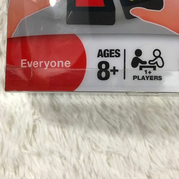 Simon Flash Electronic Game - Picture 7 of 16